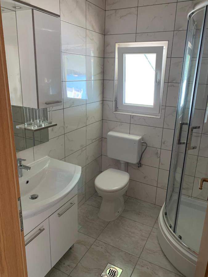 Apartment Pascal Janjina Экстерьер фото